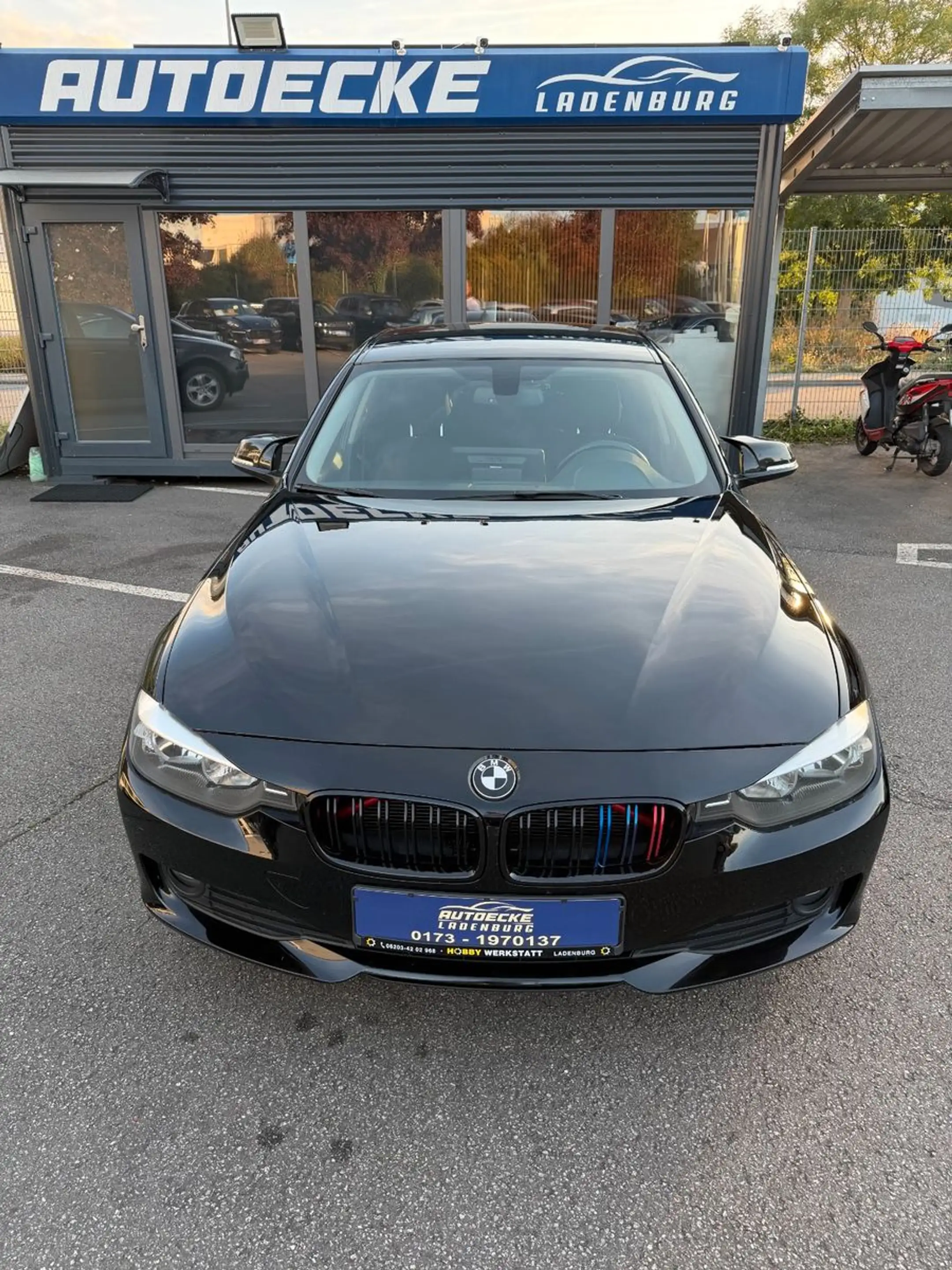 BMW 316 d Sport Line — photo 2
