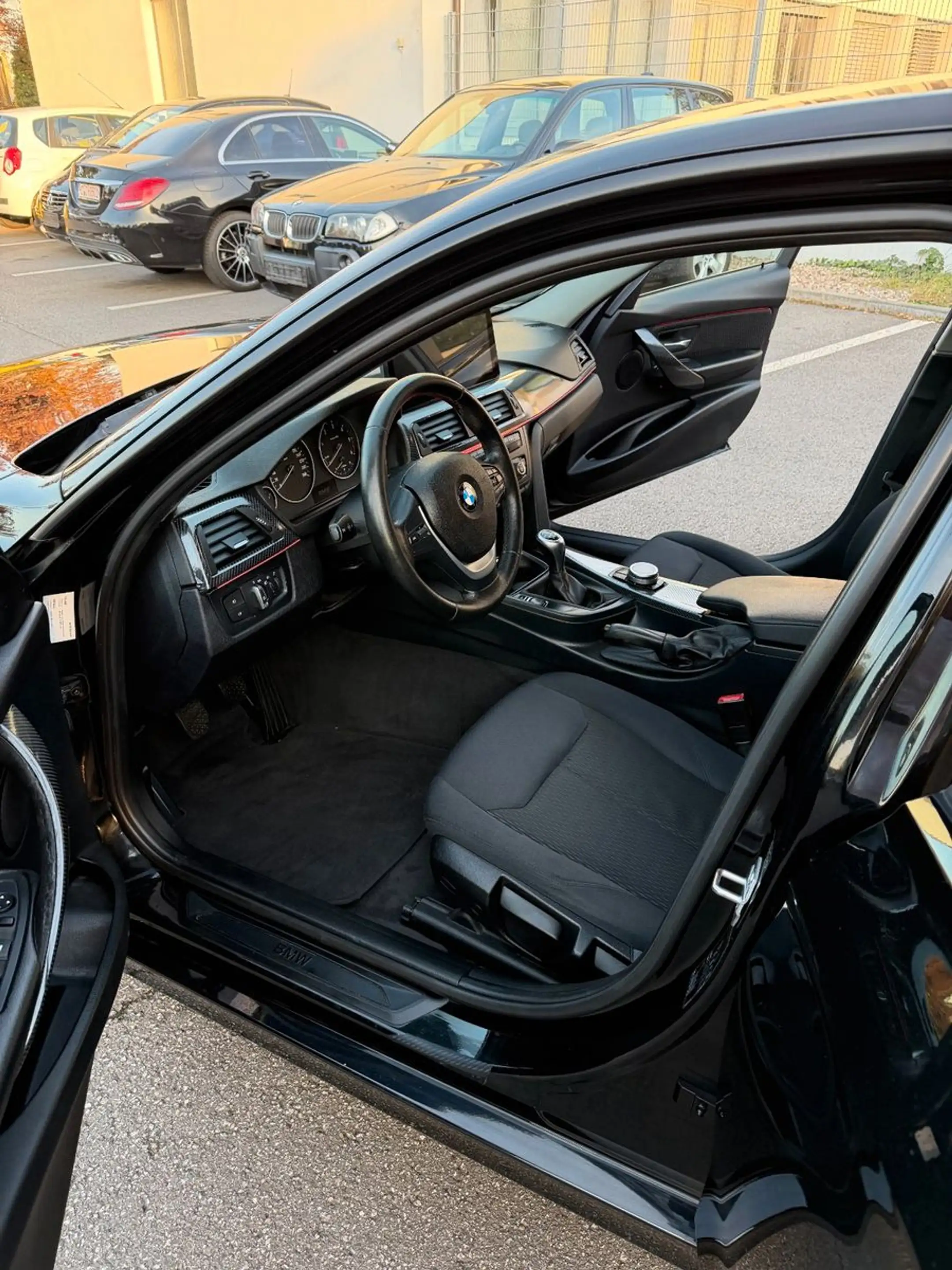 BMW 316 d Sport Line — photo 10