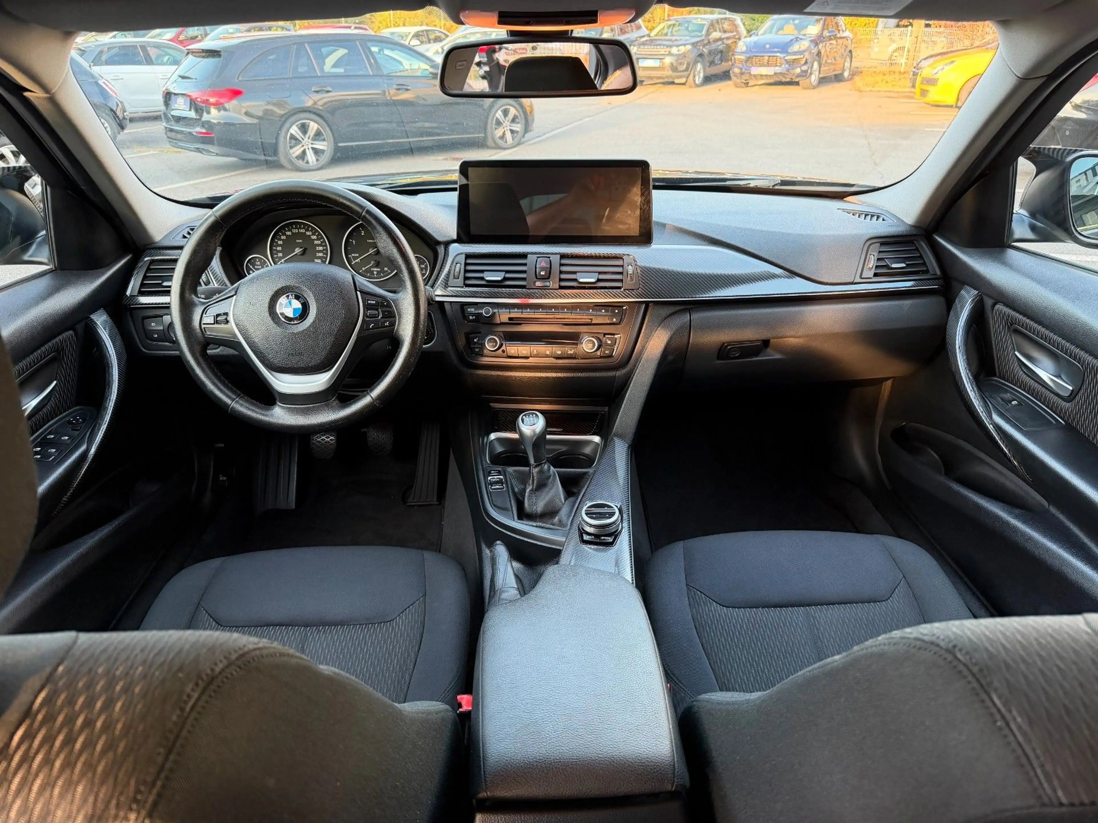 BMW 316 d Sport Line — photo 9