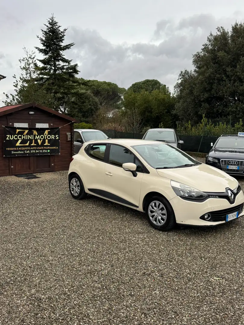 Renault Clio Clio IV  5p 1.5 dci energy Duel 75cv Beige - 2