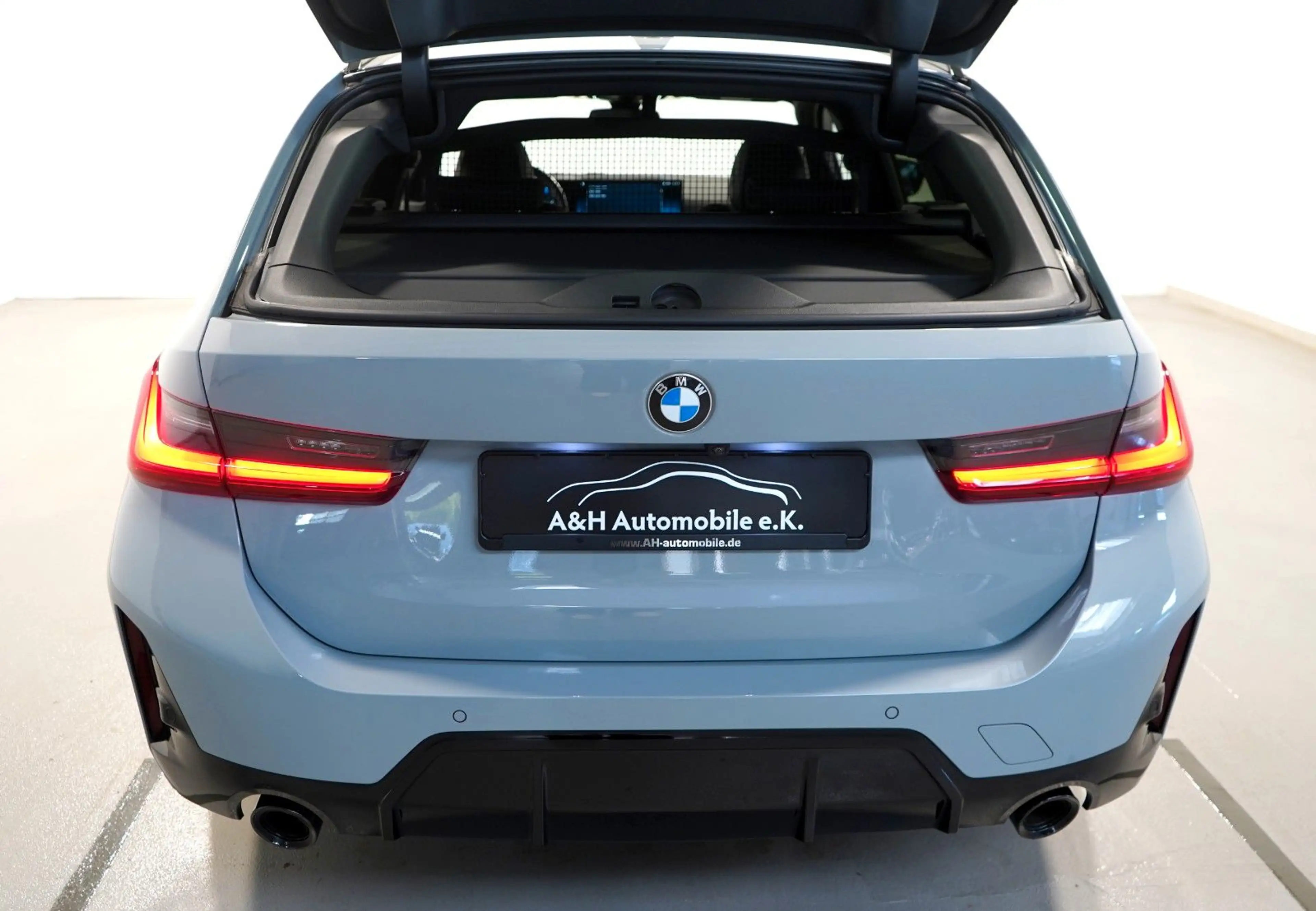 BMW 320 d Touring M Sport *HUD*AHK*ADLED*KAMERA* — photo 6