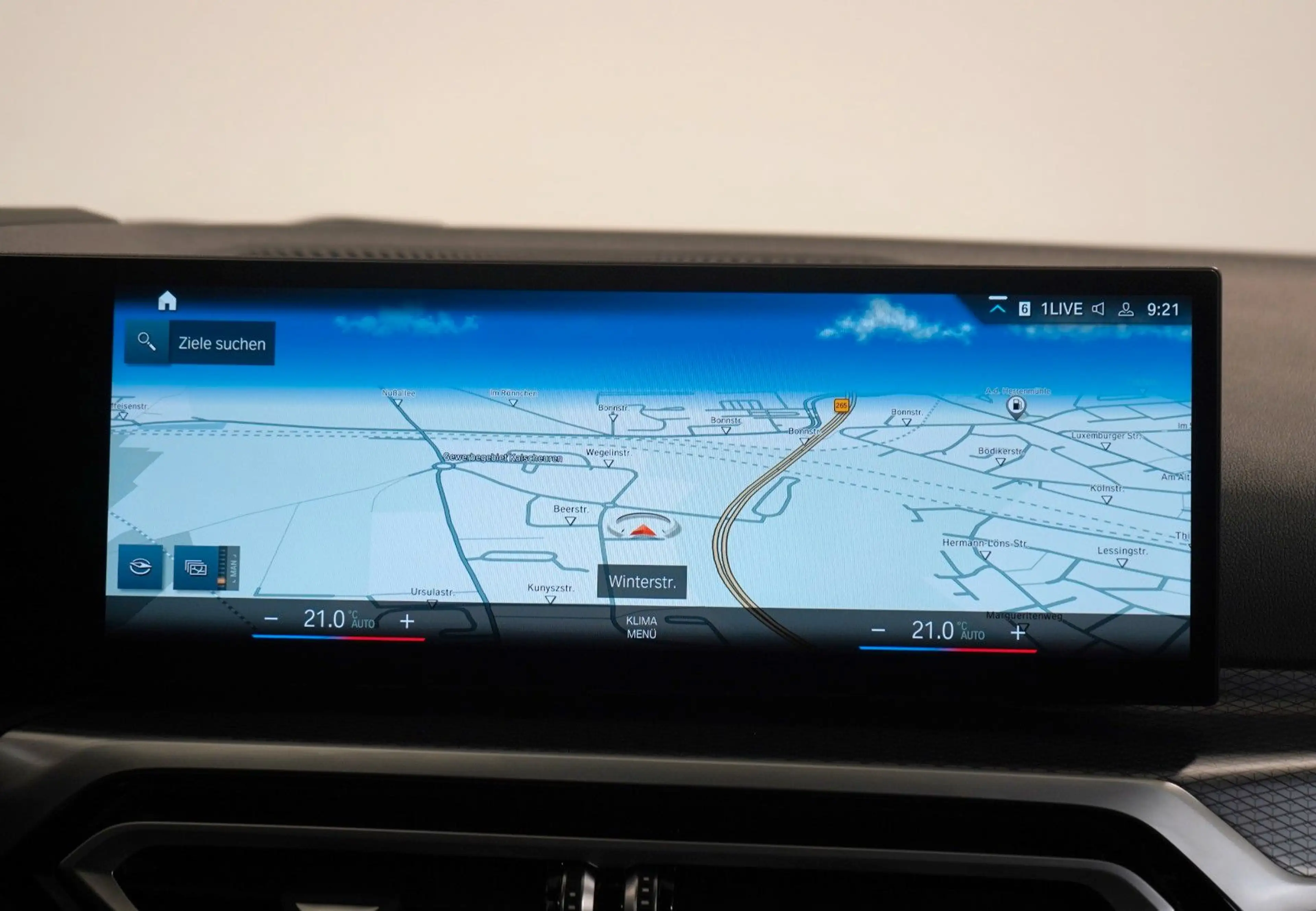 BMW 320 d Touring M Sport *HUD*AHK*ADLED*KAMERA* — photo 12