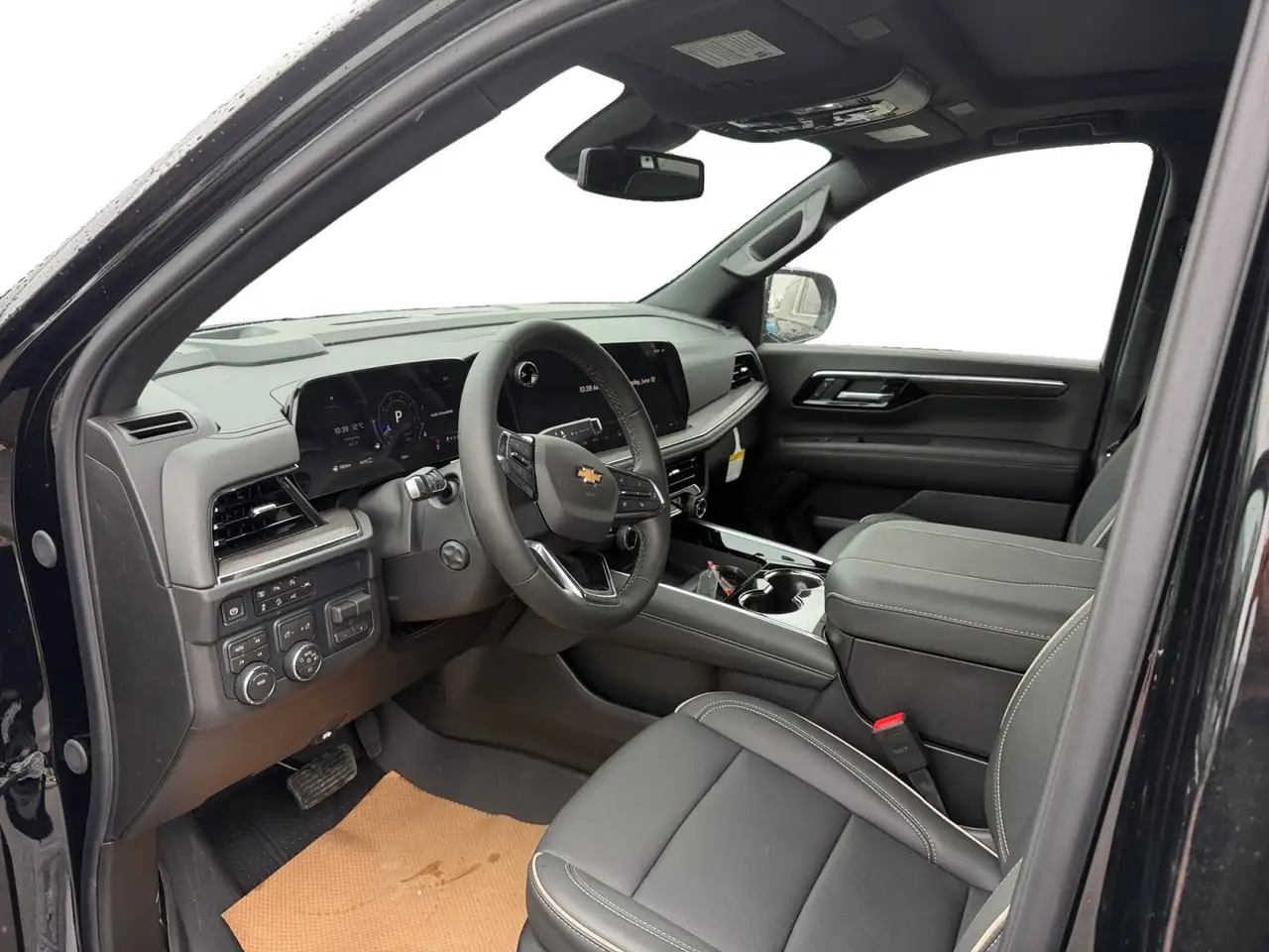 Chevrolet Suburban снимка Chevrolet Suburban