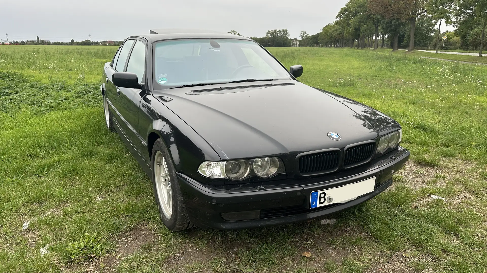 BMW 740 7er 740i Noir - 2