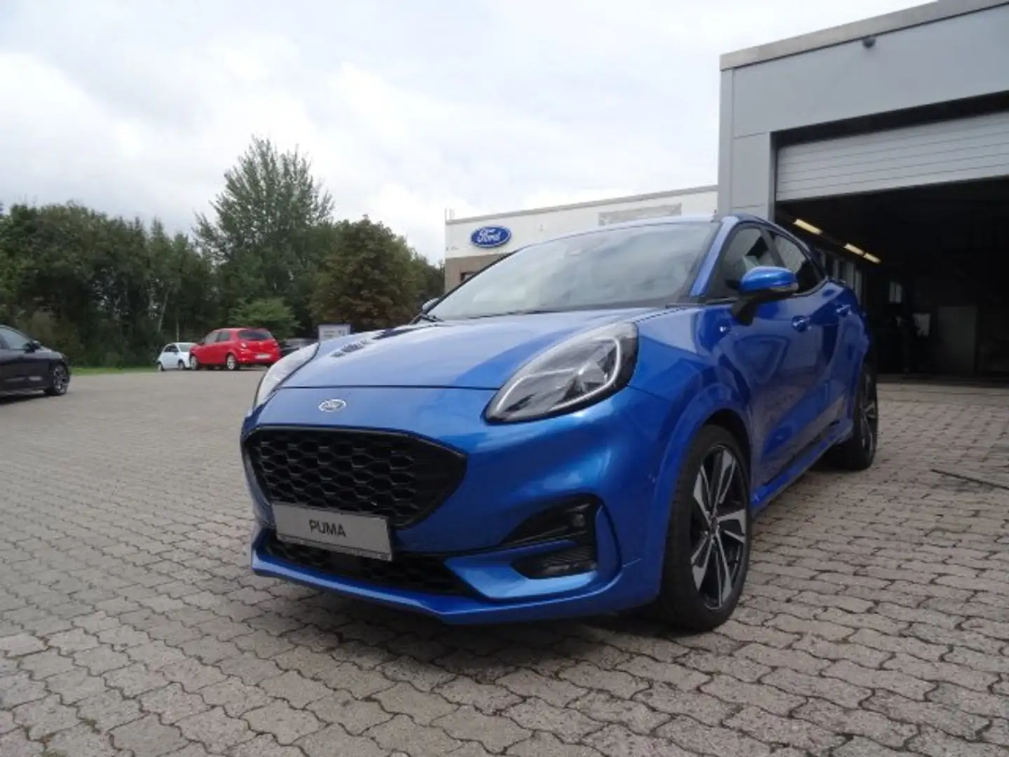 Ford Puma 1.0 EcoBoost Hybrid ST-LINE X Blau - 1