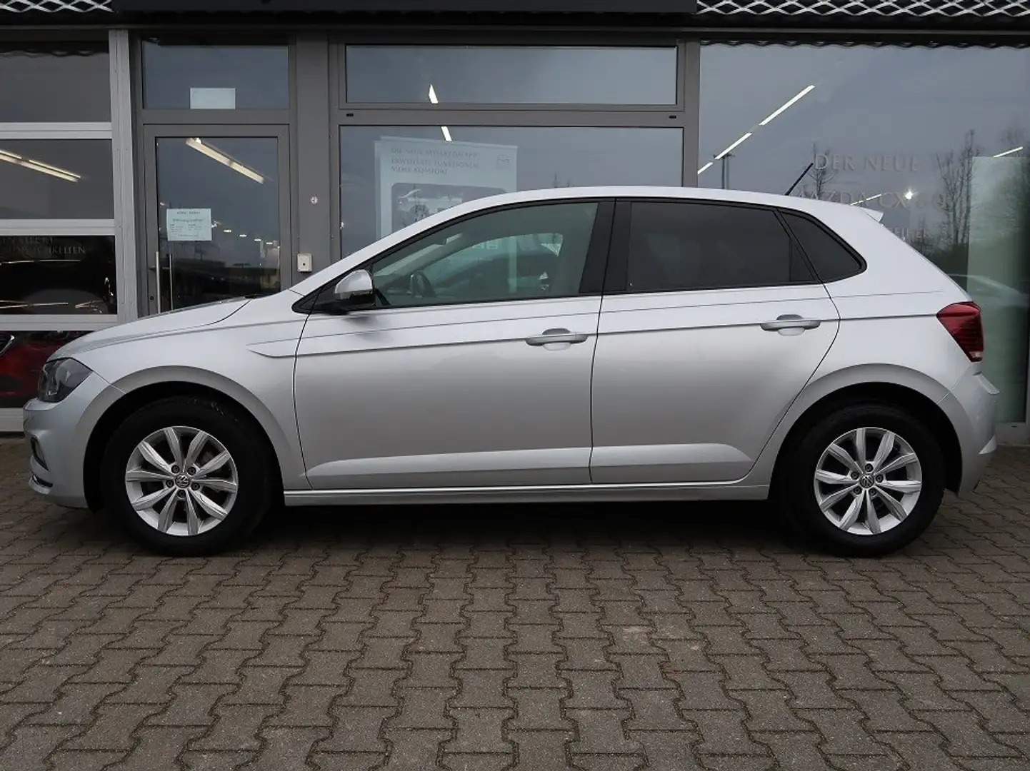 Volkswagen Polo 1.0 Highline automatik*wie Jahreswagen*Top-Ausstat Argent - 2