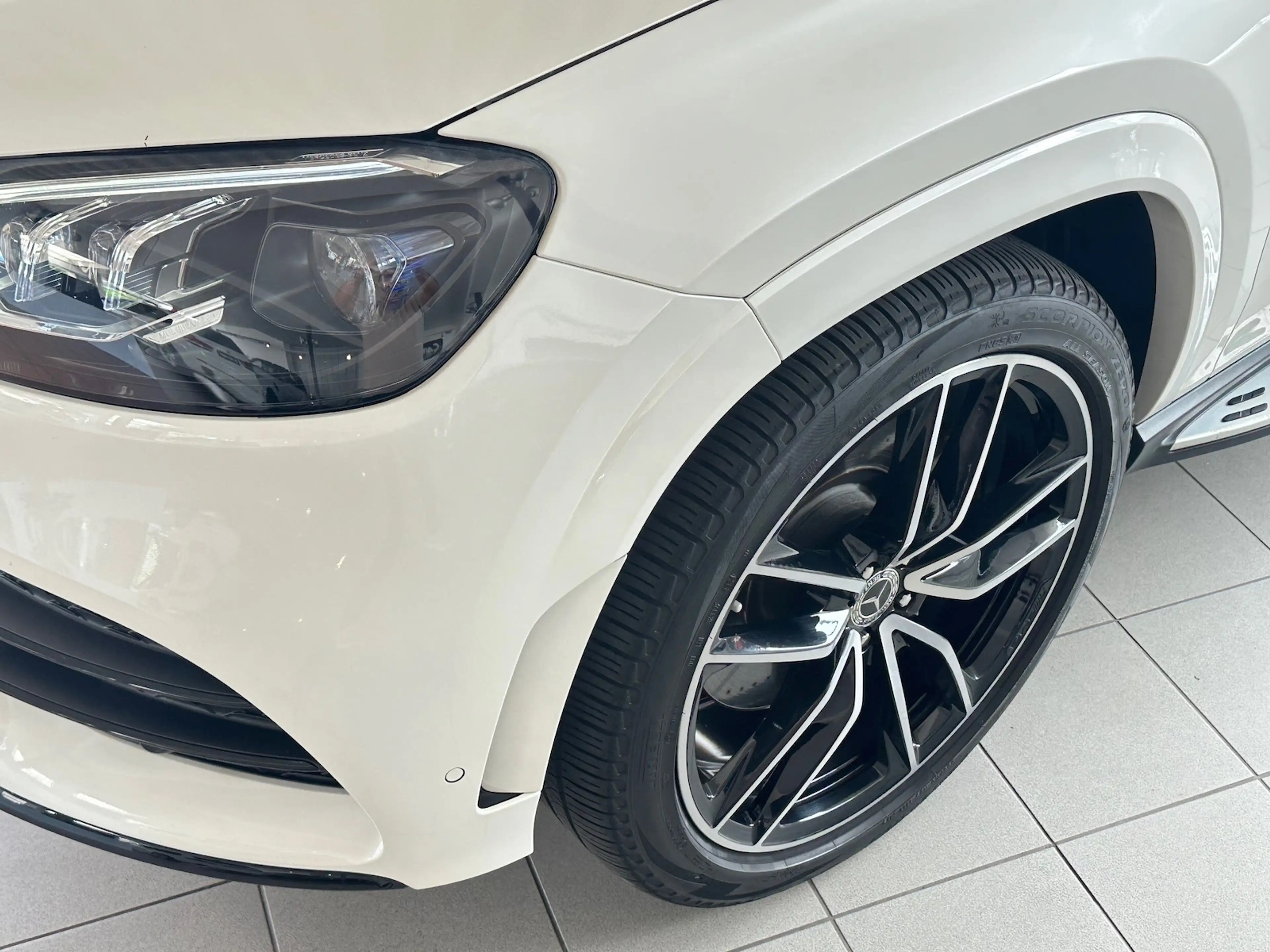Mercedes-Benz GLS 400 d 4Matic AMG |SHZ|360|HUD|Standh|Massage — photo 10