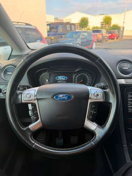 Ford S-Max S-MAX Titanium — photo 12