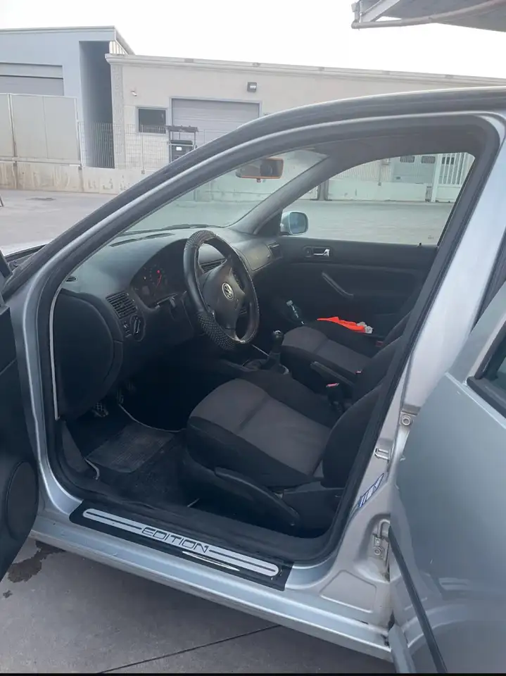 Volkswagen Golf 5p 1.9 tdi Highline 115cv, foto 3