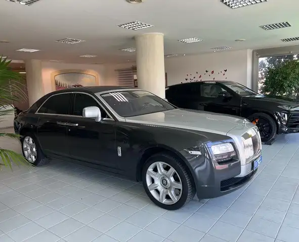 Rolls-Royce Ghost Ghost I 6.6 V12 * Novita *