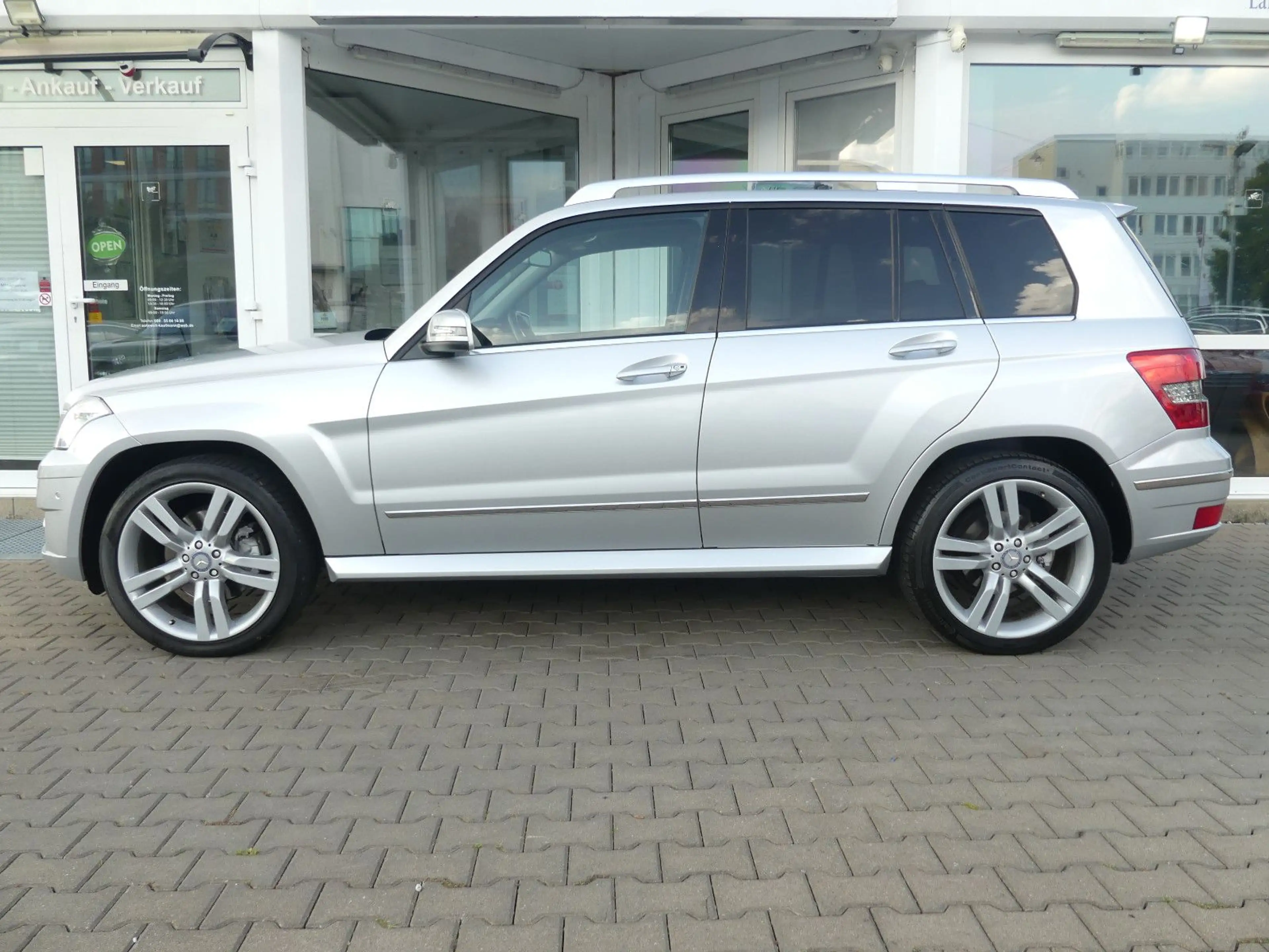Mercedes-Benz GLK 350 4Matic Aut. Kamera Harman Navi Xenon — photo 8