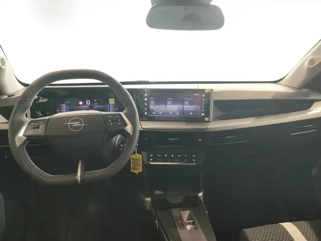 Opel Frontera view 12