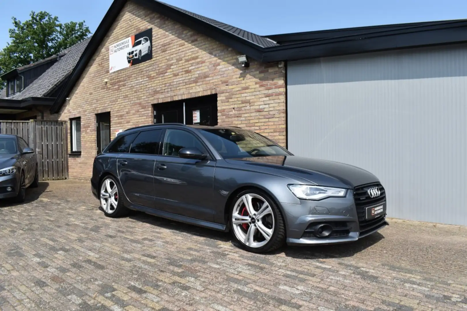 Audi A6 3.0 TDI BIT Quattro Competition, S-Line, Xenon Grijs - 2