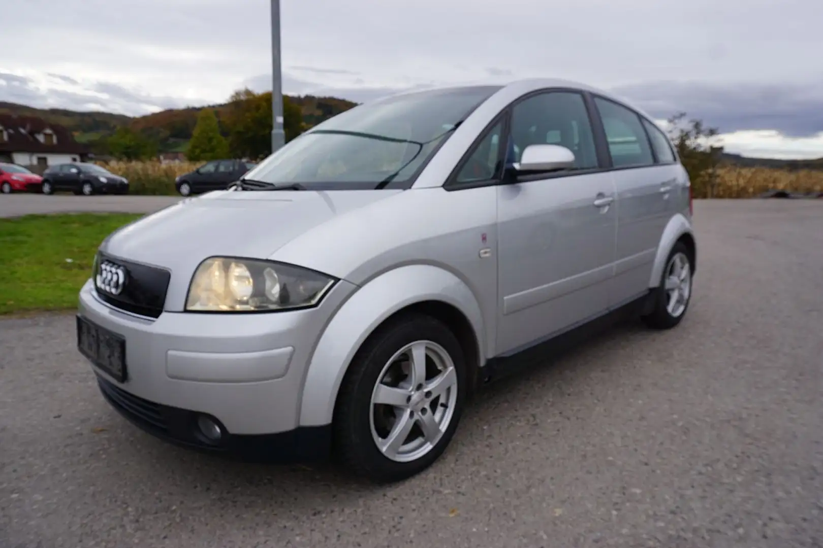 Audi A2 1,4 Xtend TDI Grau - 2