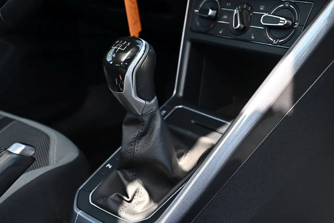 Volkswagen Polo 1,0 l TSI Style 12