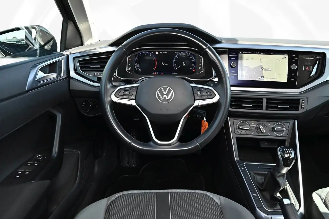 Volkswagen Polo 1,0 l TSI Style 13