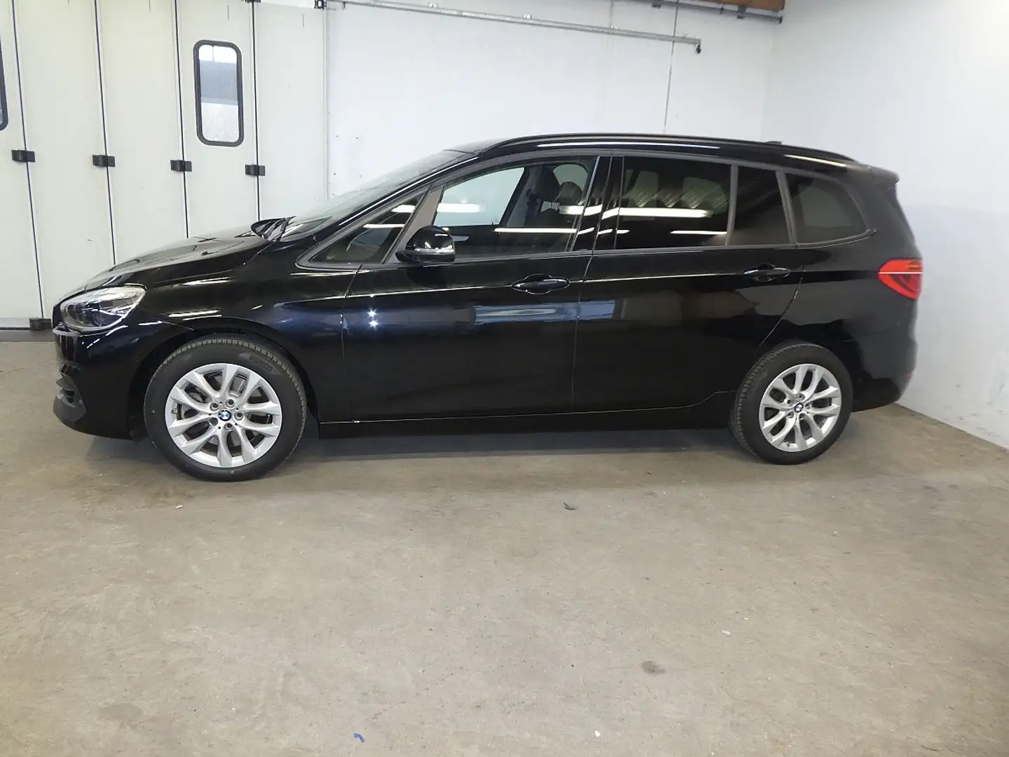 BMW 218 d Gran Tourer Aut. Advantage, LED, Kamera Schwarz - 2