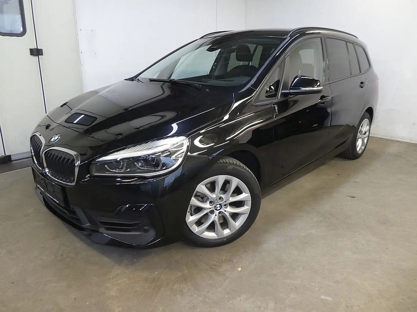 BMW 218 d Gran Tourer Aut. Advantage, LED, Kamera Schwarz - 1