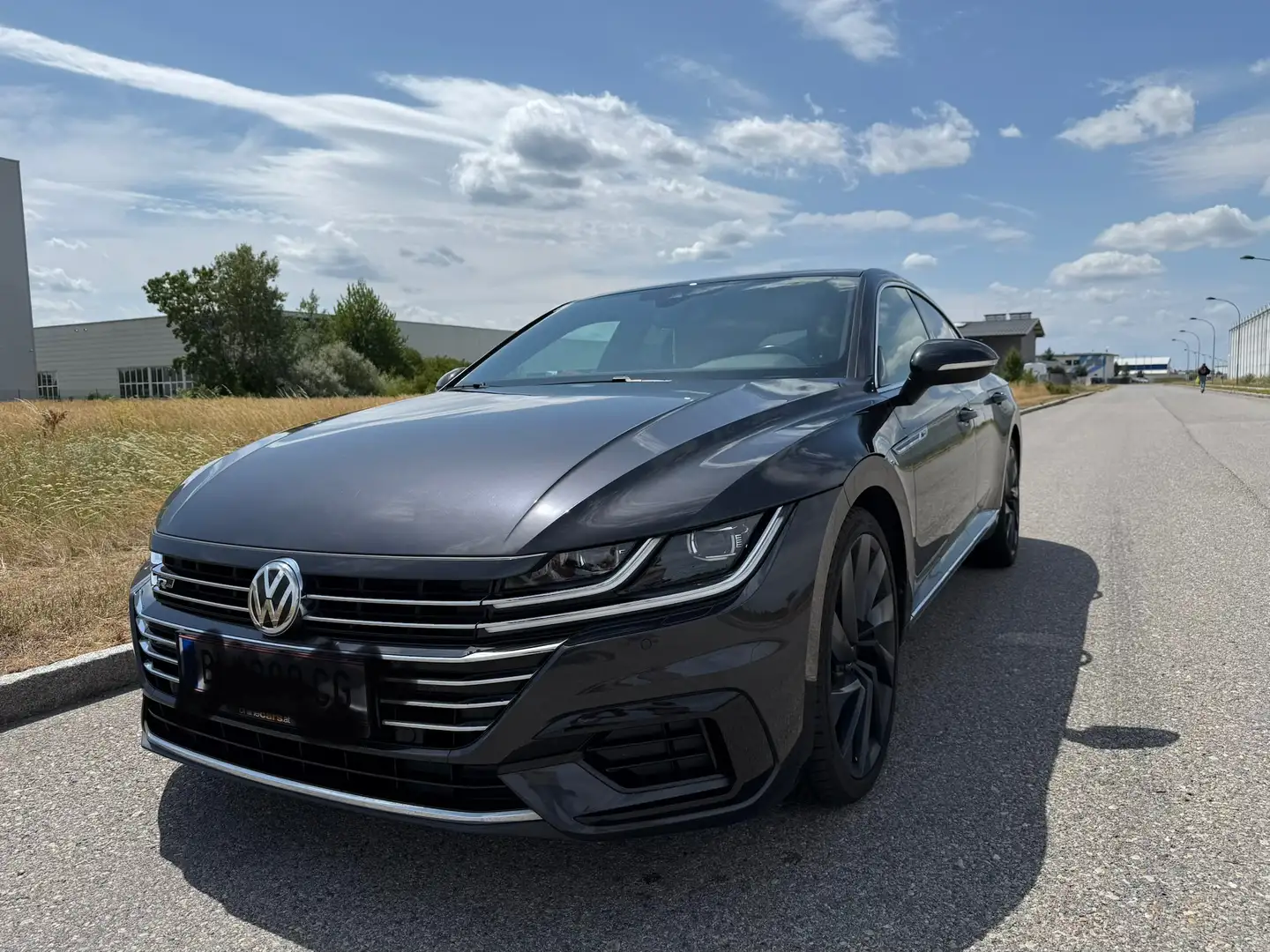 Volkswagen Arteon Arteon R-Line 2,0 TDI SCR Grau - 1