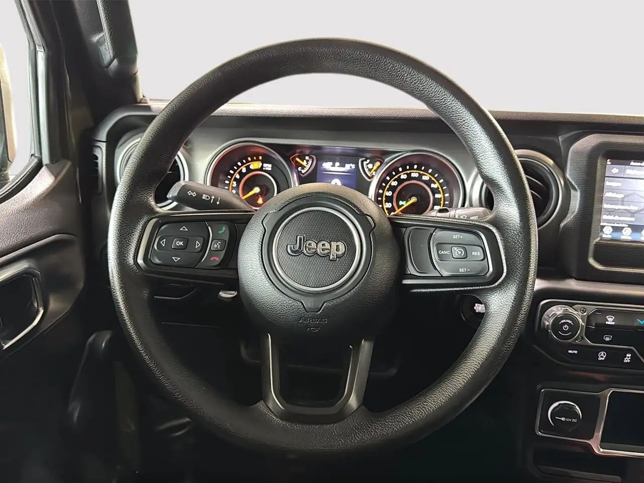 Jeep Wrangler снимка Jeep Wrangler