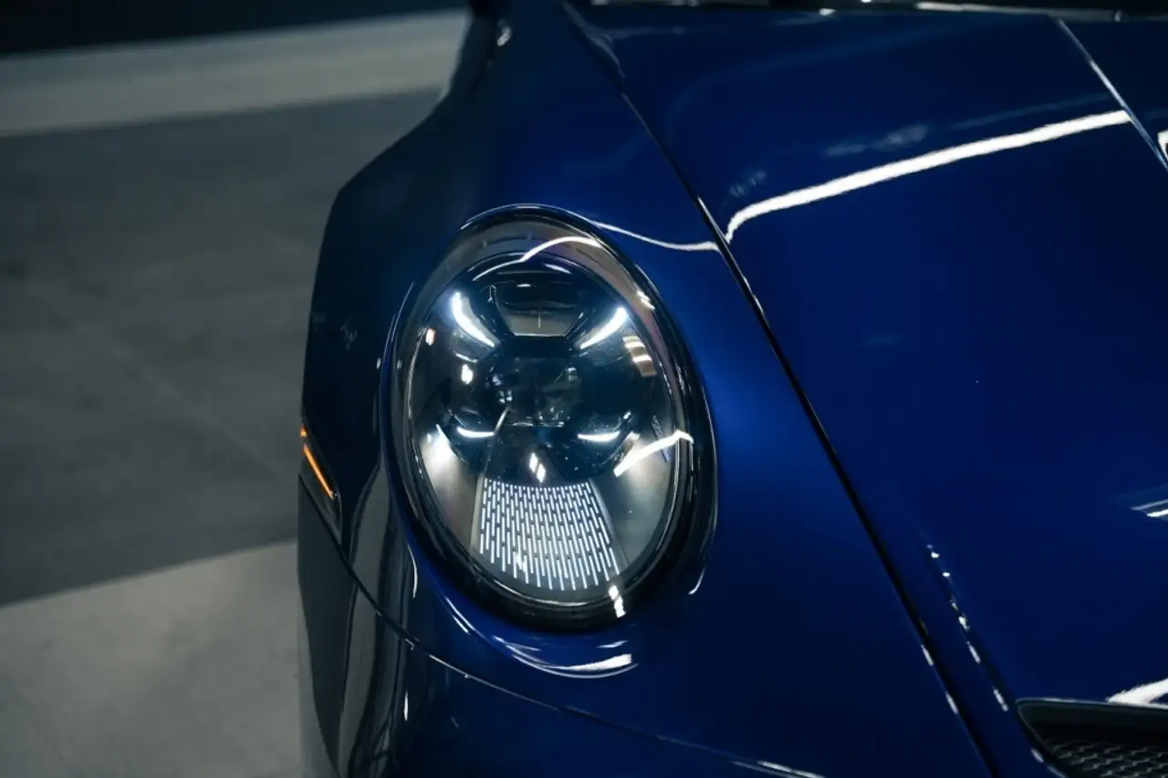 Porsche 911 снимка Porsche 911
