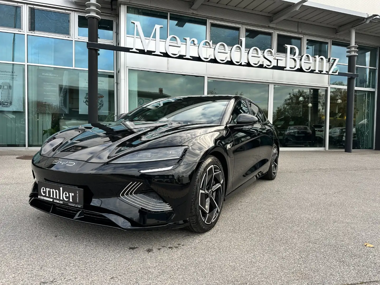 BYD Seal Design Neuwagen lagernd * sofort verfügbar Schwarz - 2