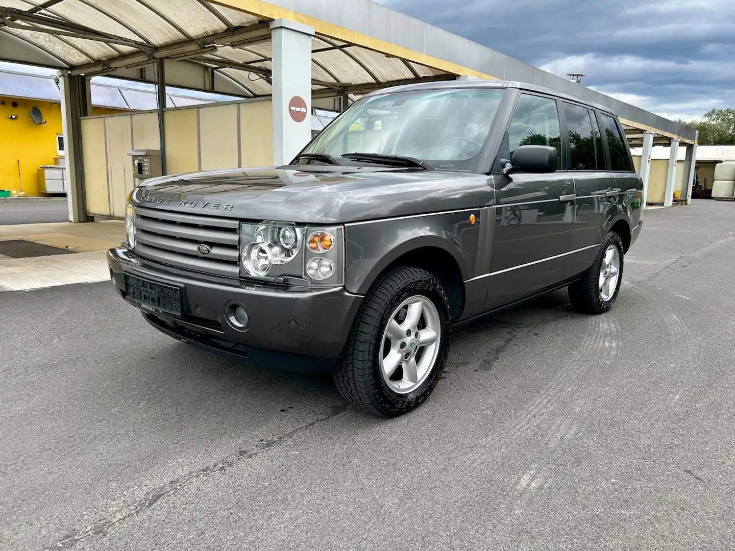 Land Rover Range Rover 3,0 Td6 Vogue Gri - 1