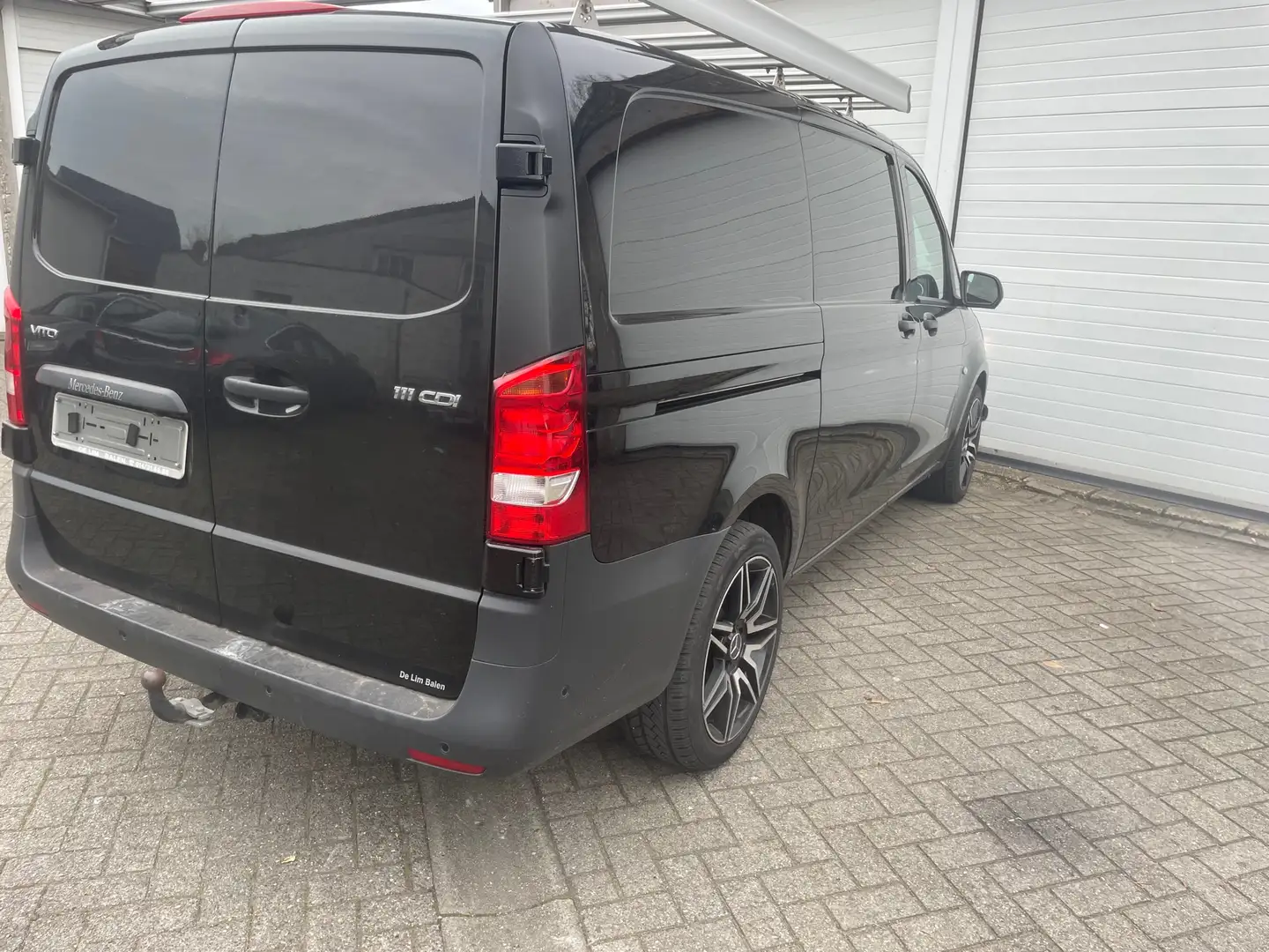 Mercedes-Benz Vito 111 CDI Lang Zwart - 2