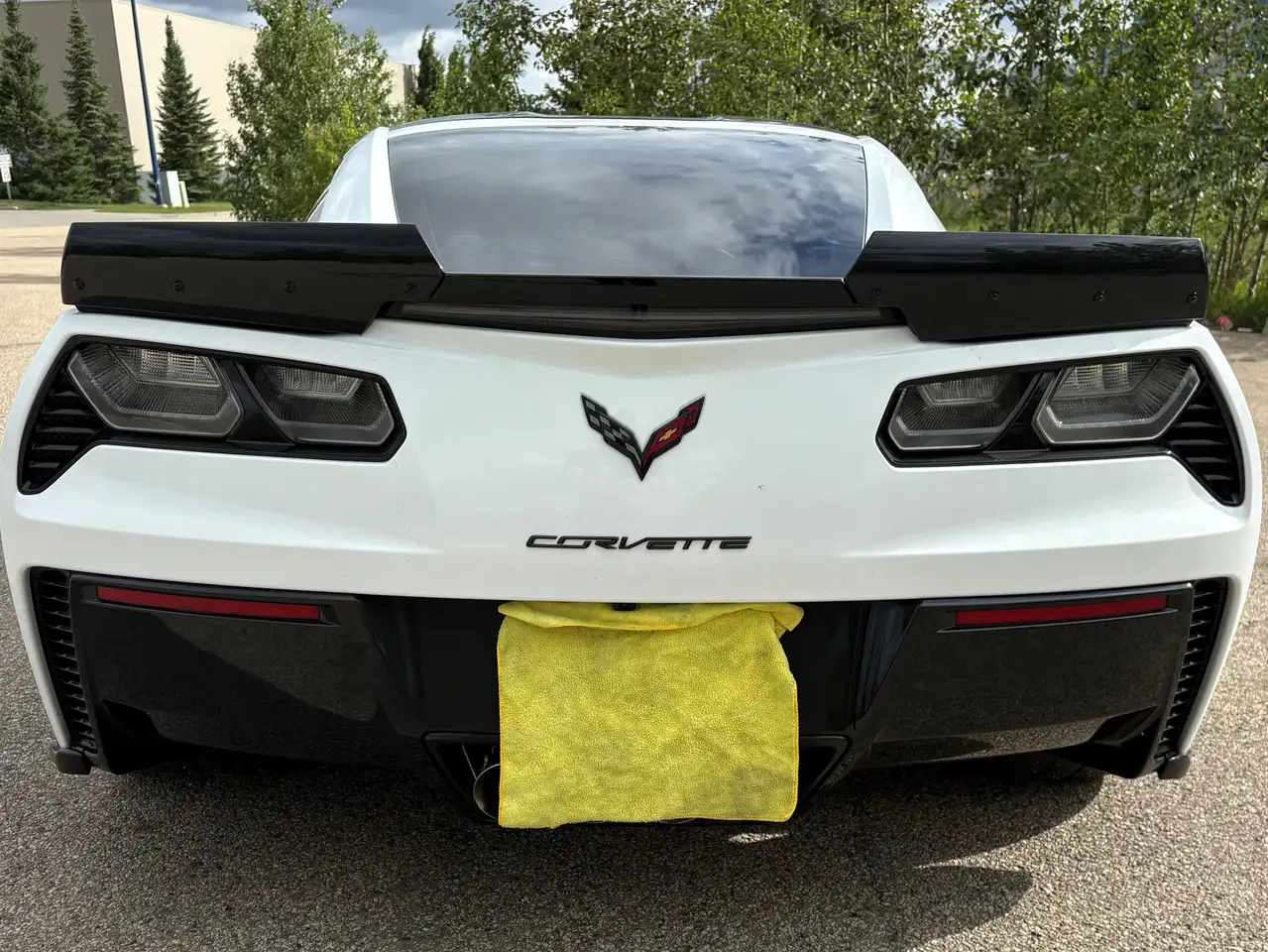 Chevrolet Corvette снимка Chevrolet Corvette