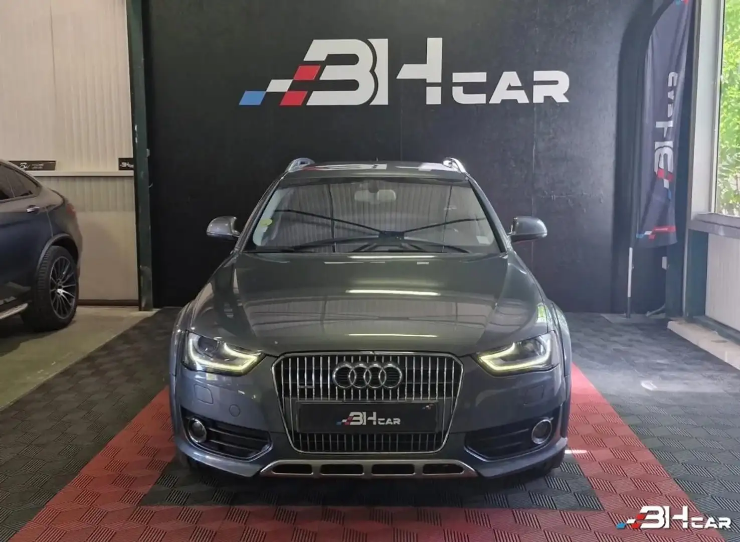 Audi A4 3.0 V6 TDI 245 ALLROAD AMBITION LUXE Noir - 2