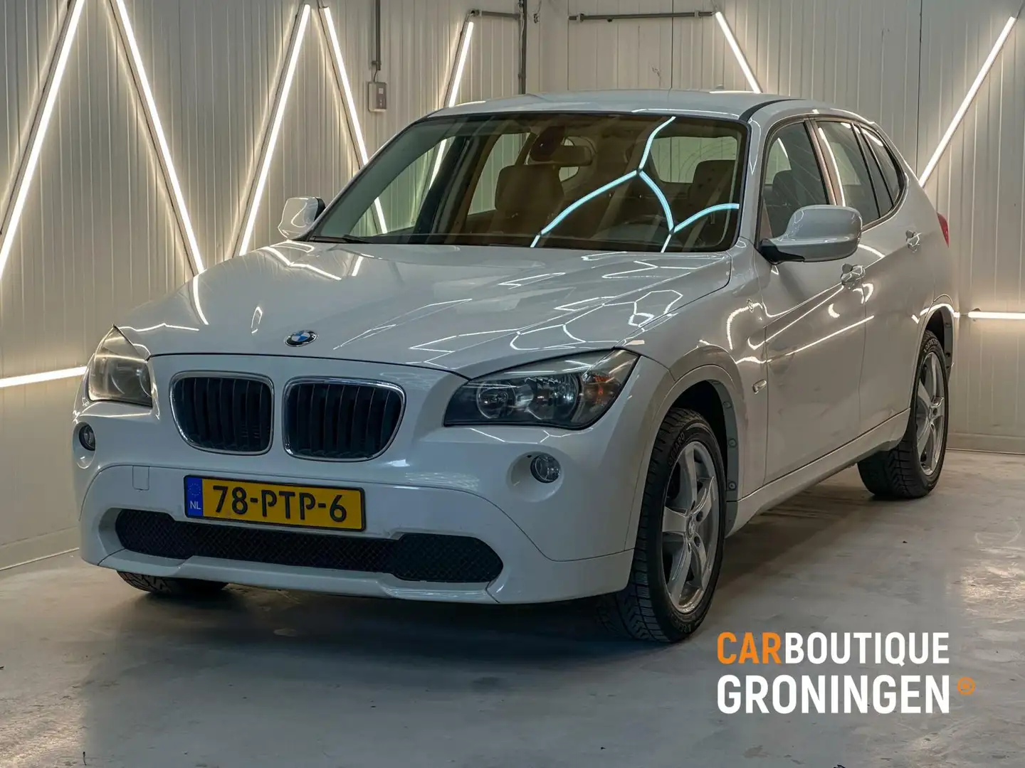 BMW X1 sDrive18i Executive | NAVI | CLIMA | CRUISE | SPOR Wit - 1