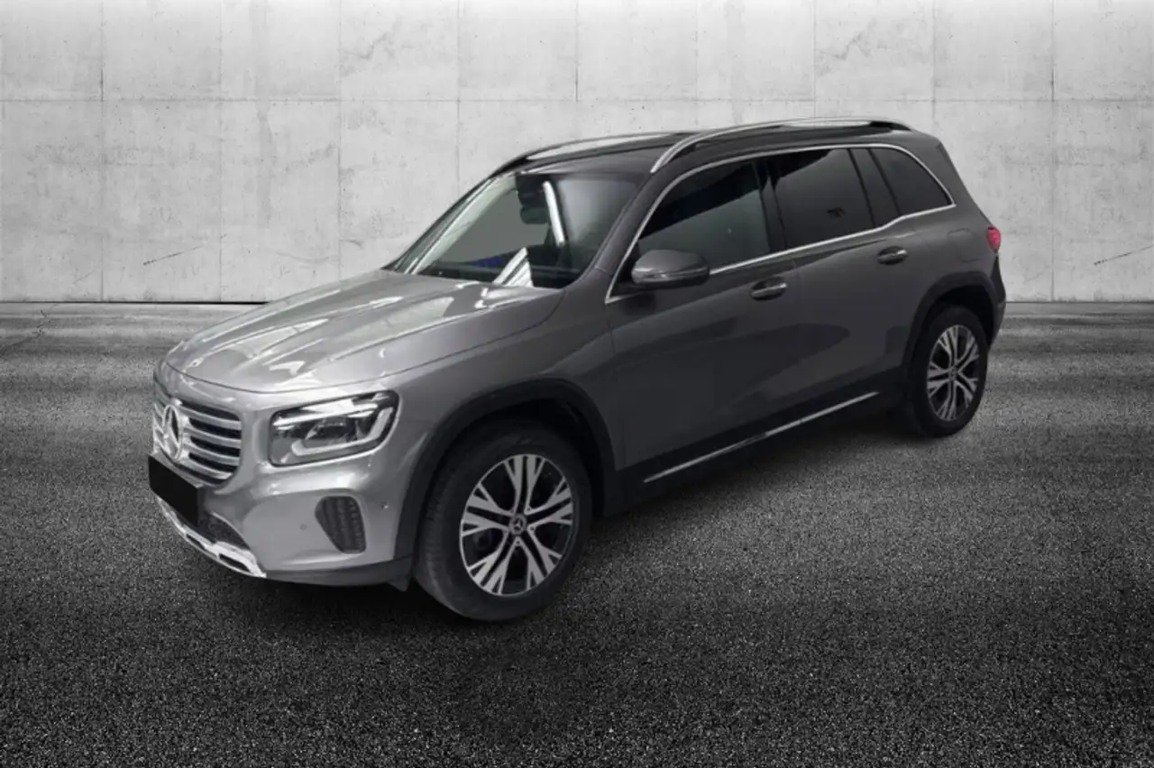 Mercedes-Benz GLB 180