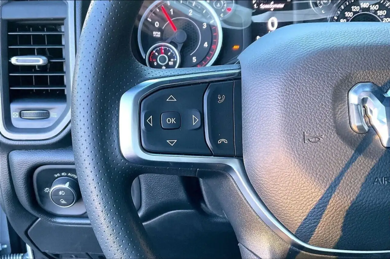 RAM 2500 снимка RAM 2500