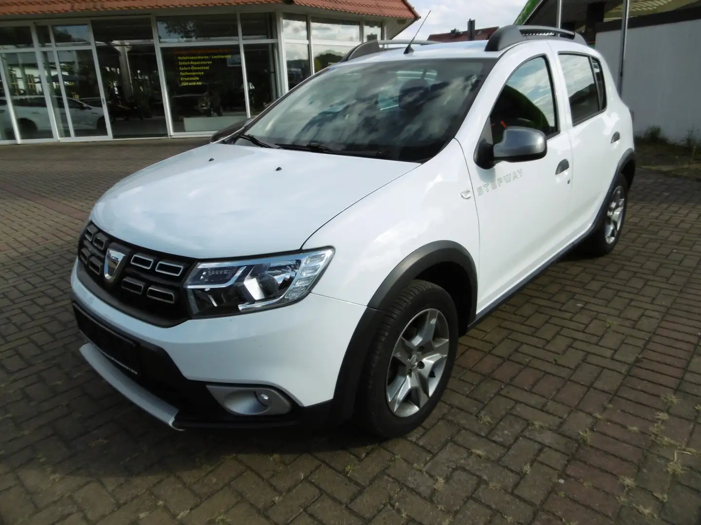 Dacia Sandero Stepway Prestige TCe90 - 1