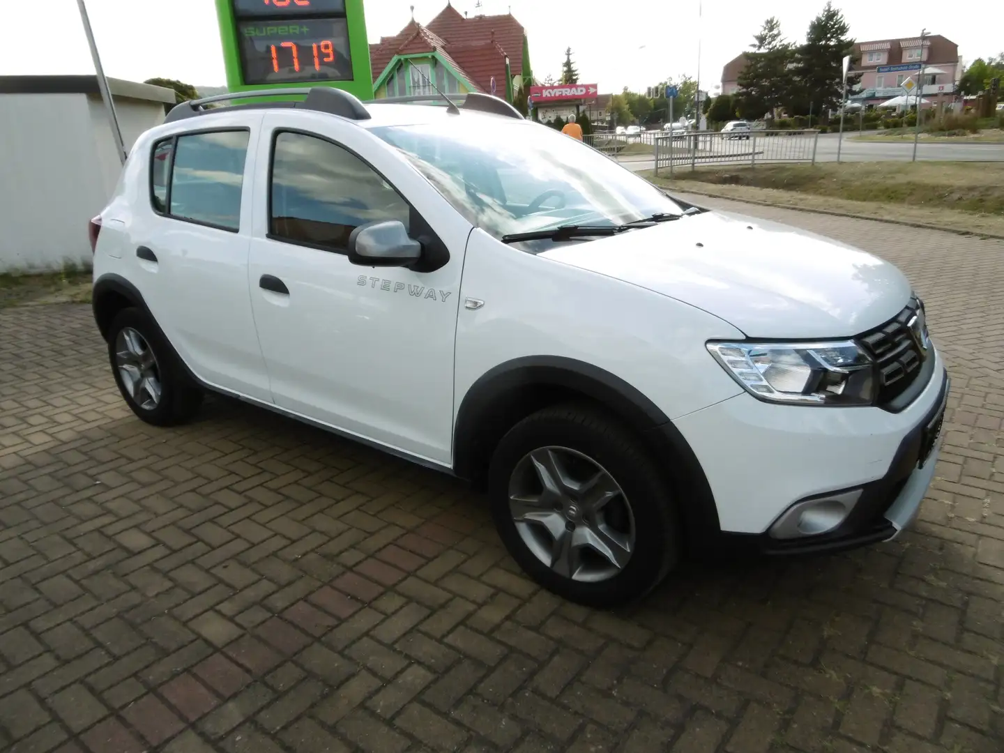 Dacia Sandero Stepway Prestige TCe90 - 2