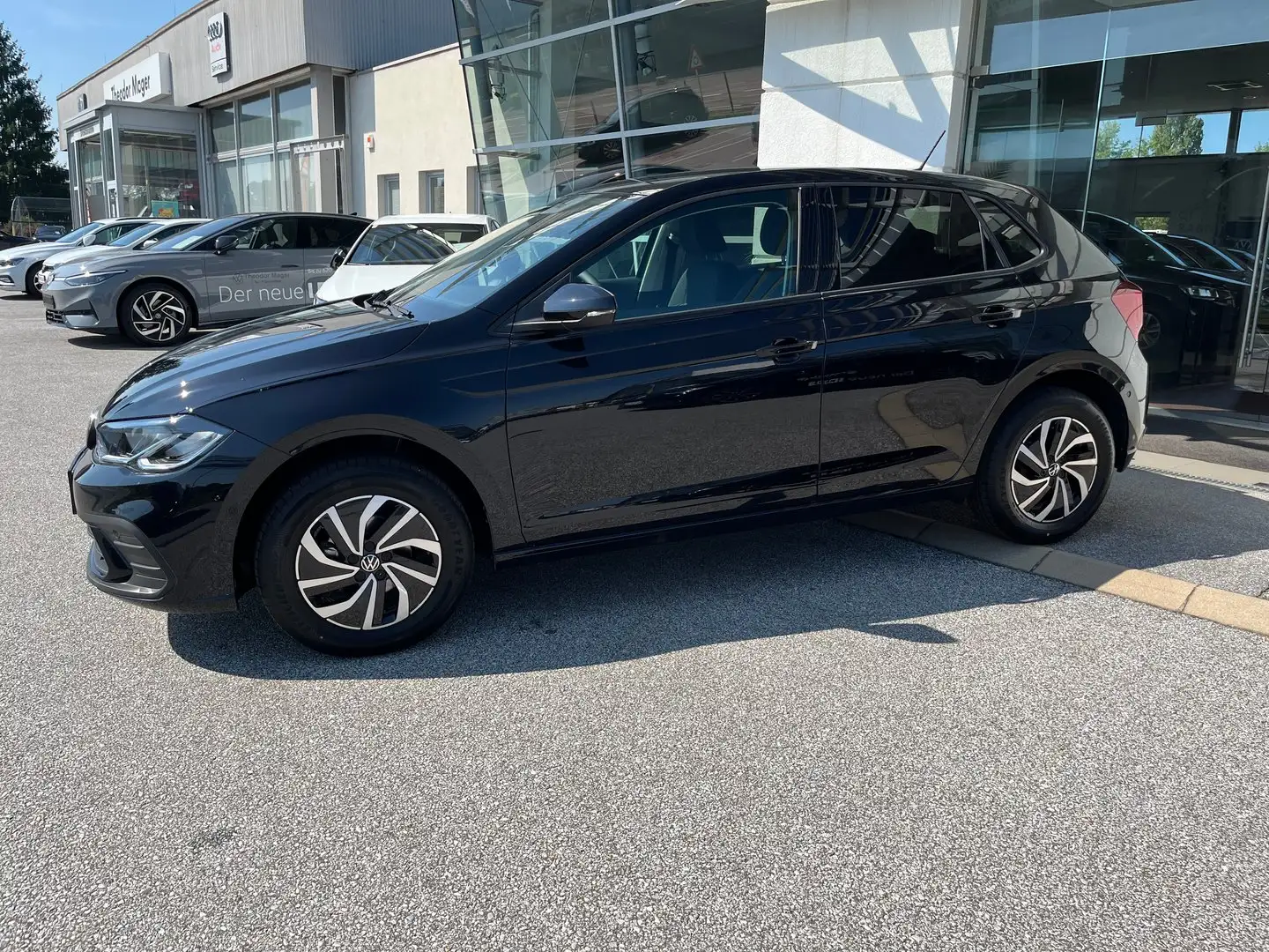 Volkswagen Polo Friends TSI Zwart - 2