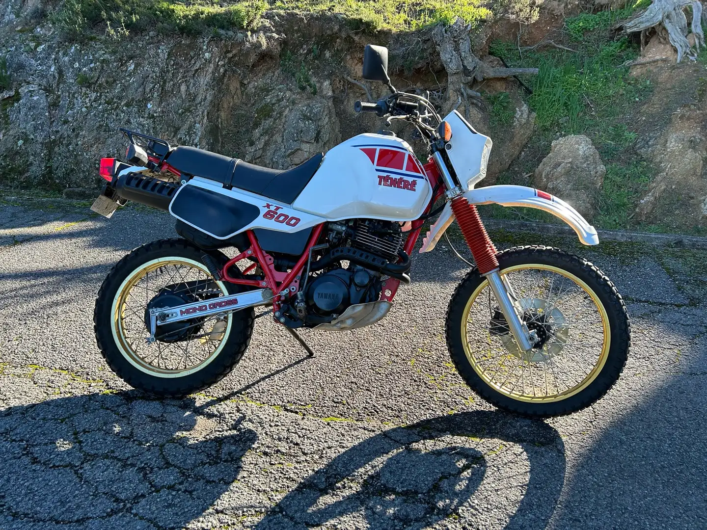 Yamaha XT 600 Blanc - 1