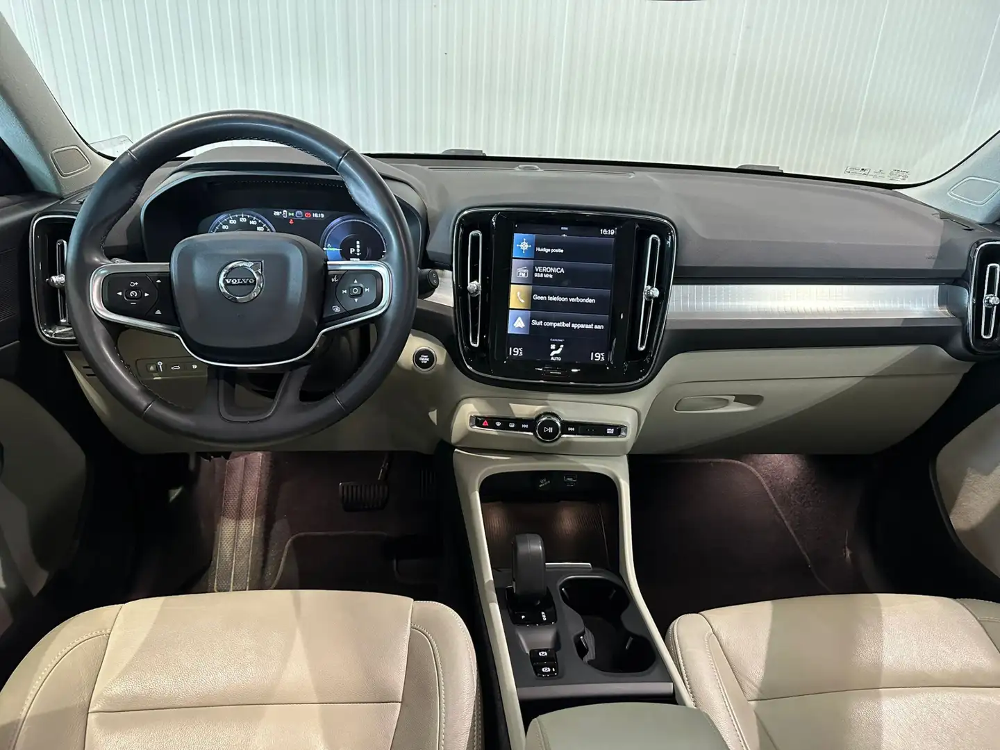 Volvo XC40 T5 Aut. Plug-in Hybrid Inscription ACC Panoramadak Blauw - 2