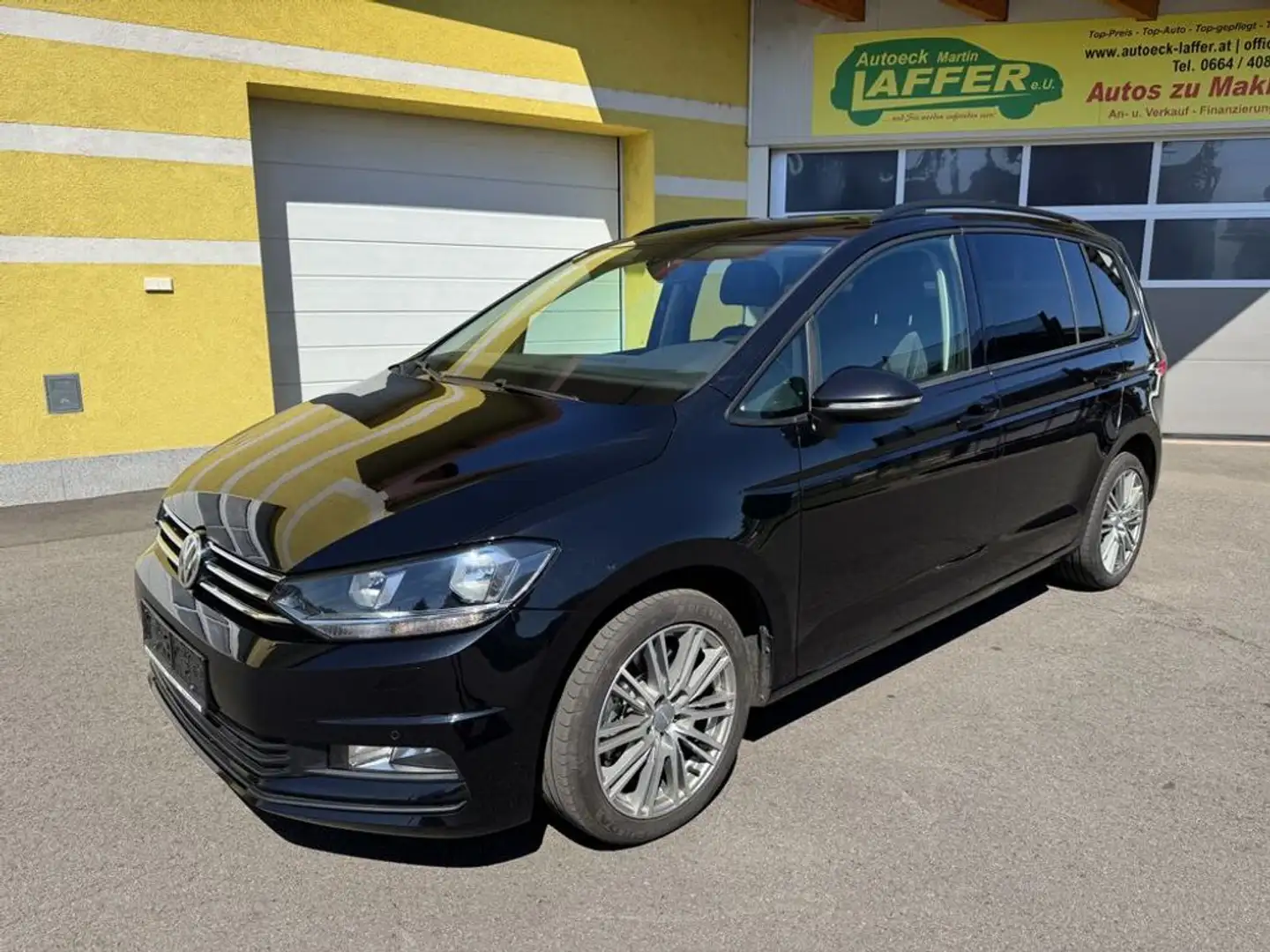 Volkswagen Touran Comfortline BMT/Start-Stopp -Privatverkauf! Schwarz - 1