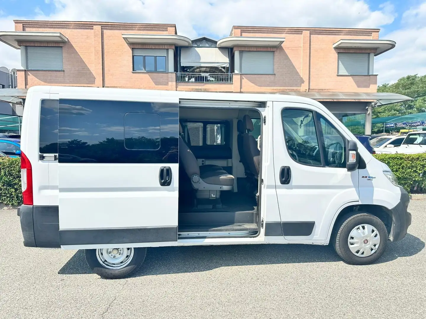 Fiat Ducato DUCATO 30 CH1 2.3MJT 16v 150CV E6 PANORAMA Blanc - 1