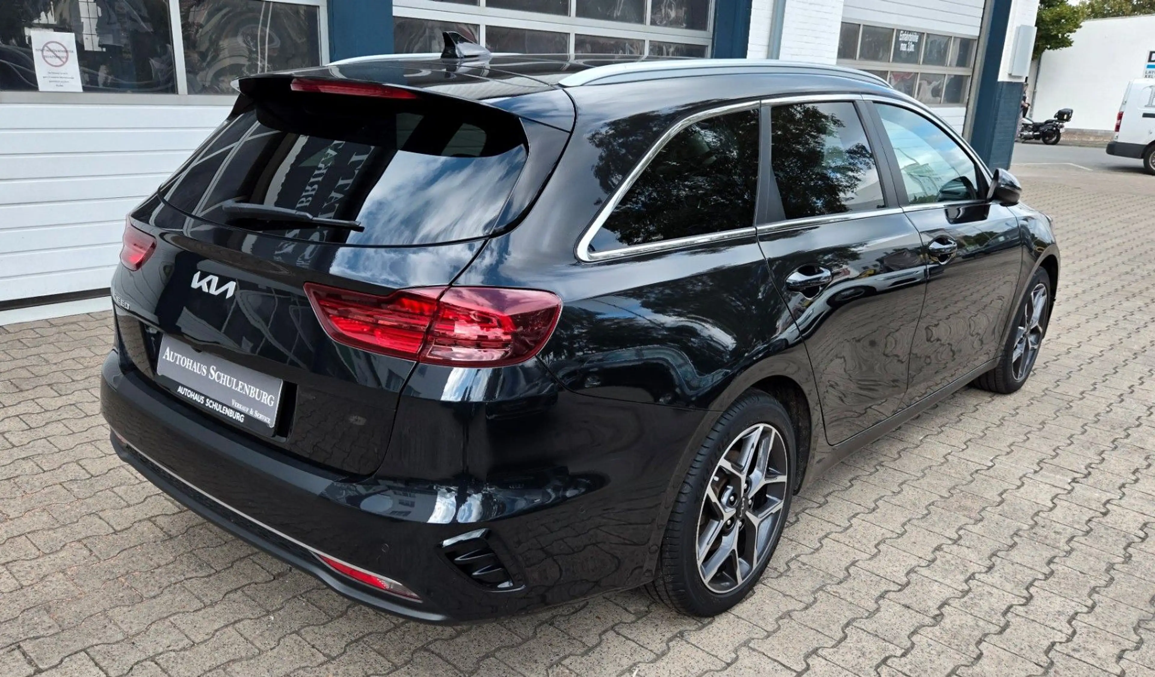 Kia Ceed / cee'd Ceed 1.Hand Platinum Schiebedach Abstandstempo. — photo 7