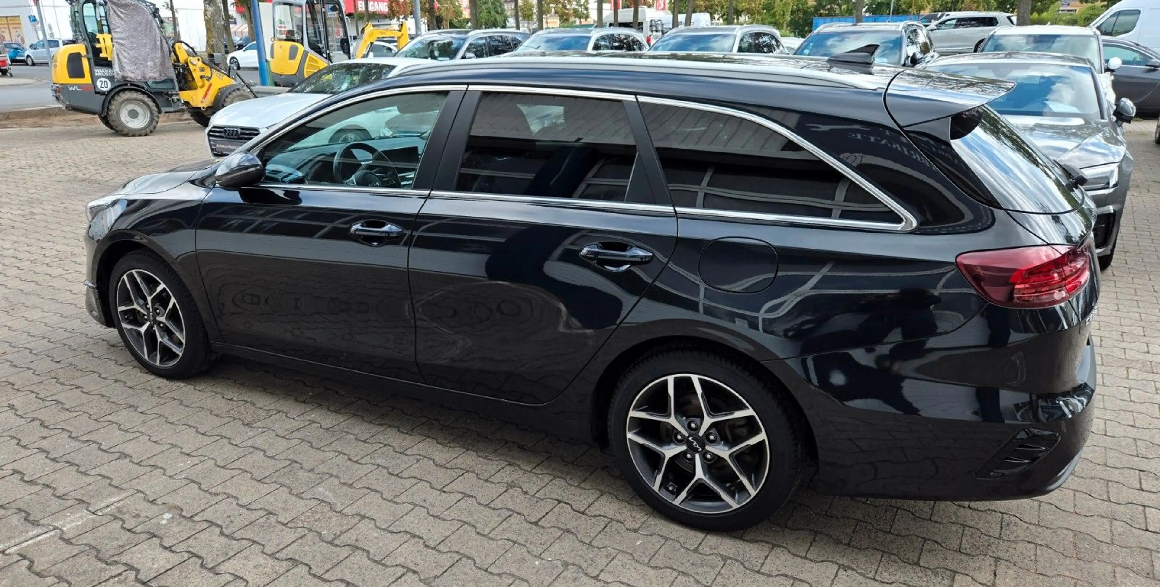 Kia Ceed / cee'd Ceed 1.Hand Platinum Schiebedach Abstandstempo. — photo 10