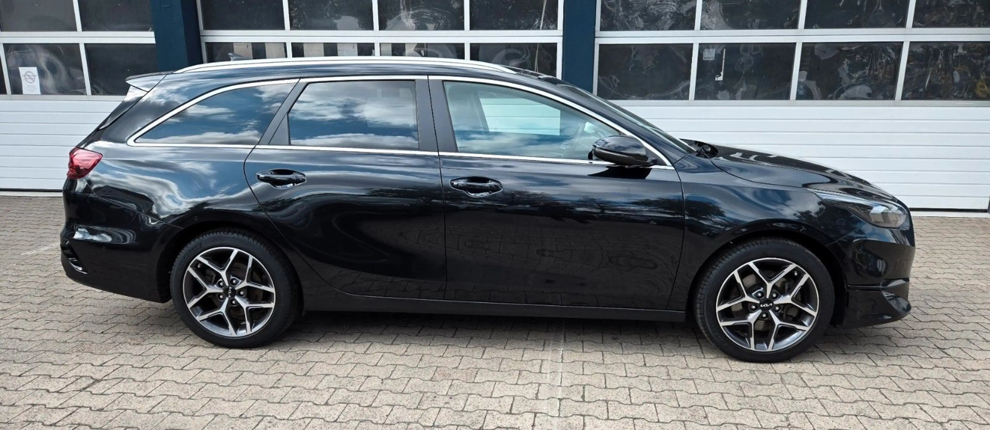 Kia Ceed / cee'd Ceed 1.Hand Platinum Schiebedach Abstandstempo. — photo 6