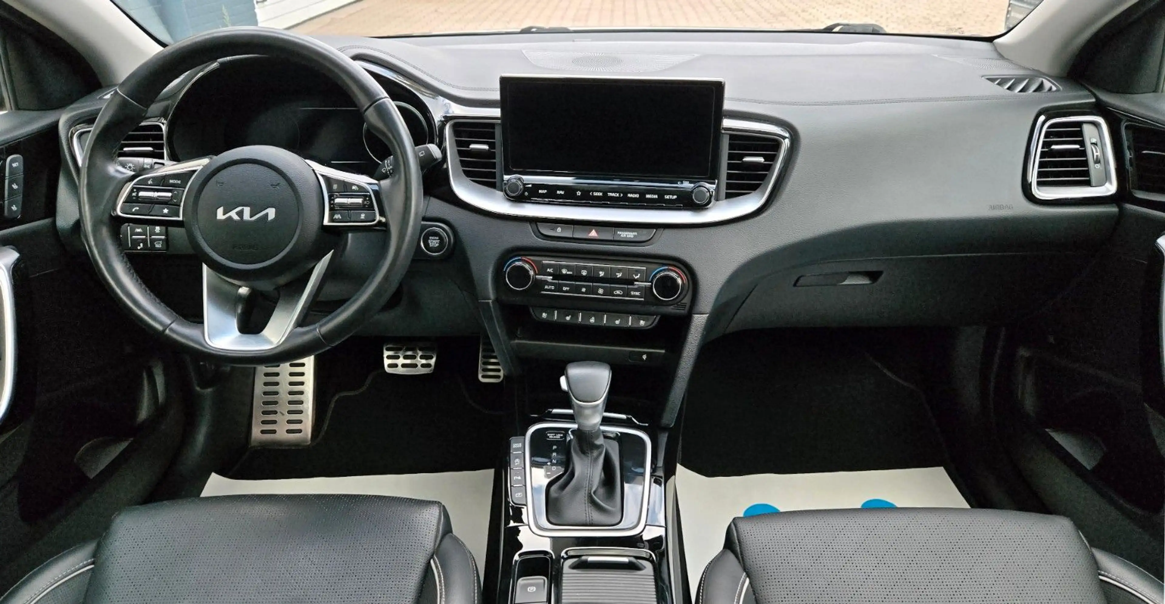 Kia Ceed / cee'd Ceed 1.Hand Platinum Schiebedach Abstandstempo. — photo 13