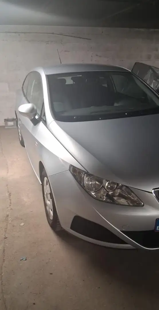 SEAT Ibiza Ibiza SC 1.4 TDi Ecomotive DPF Argent - 2