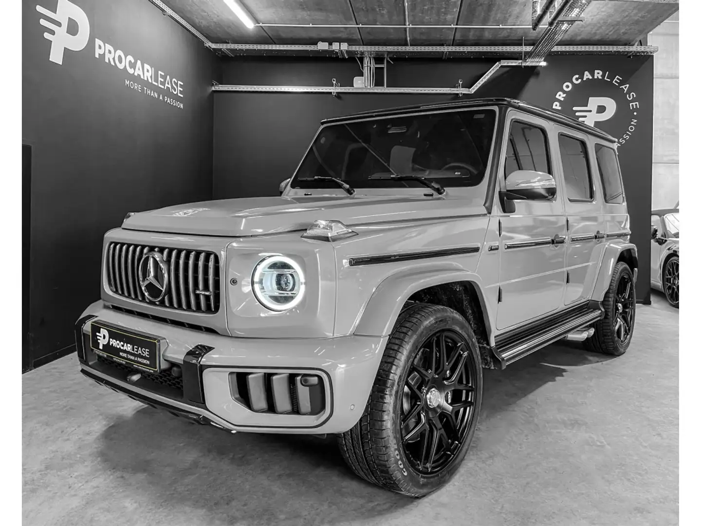 MERCEDES-BENZ Clasa G