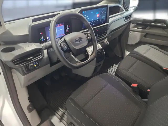 Ford Transit Custom view 10