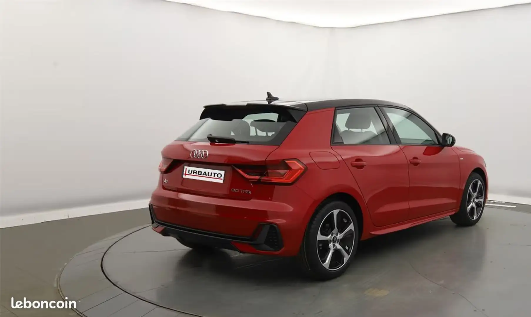 Audi A1 II S line 30 TFSI 116 STRONIC Rouge - 2