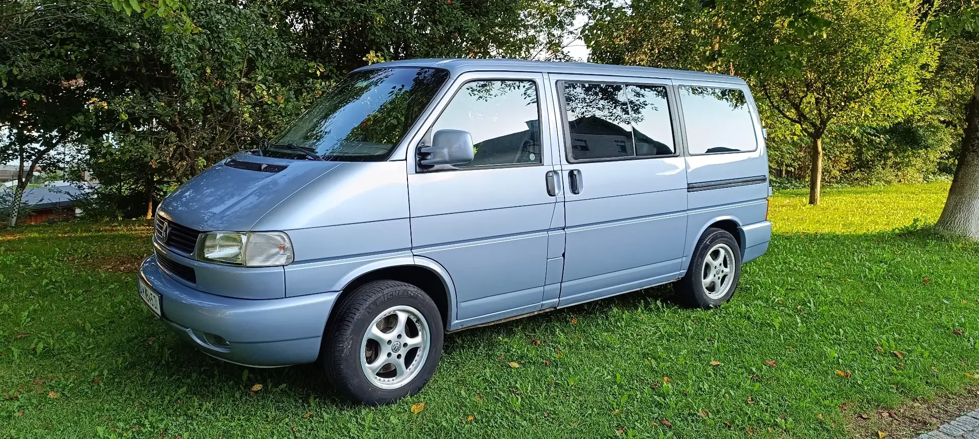 Volkswagen T4 Caravelle 2.5 TDI Comfortline Camper Bleu - 2