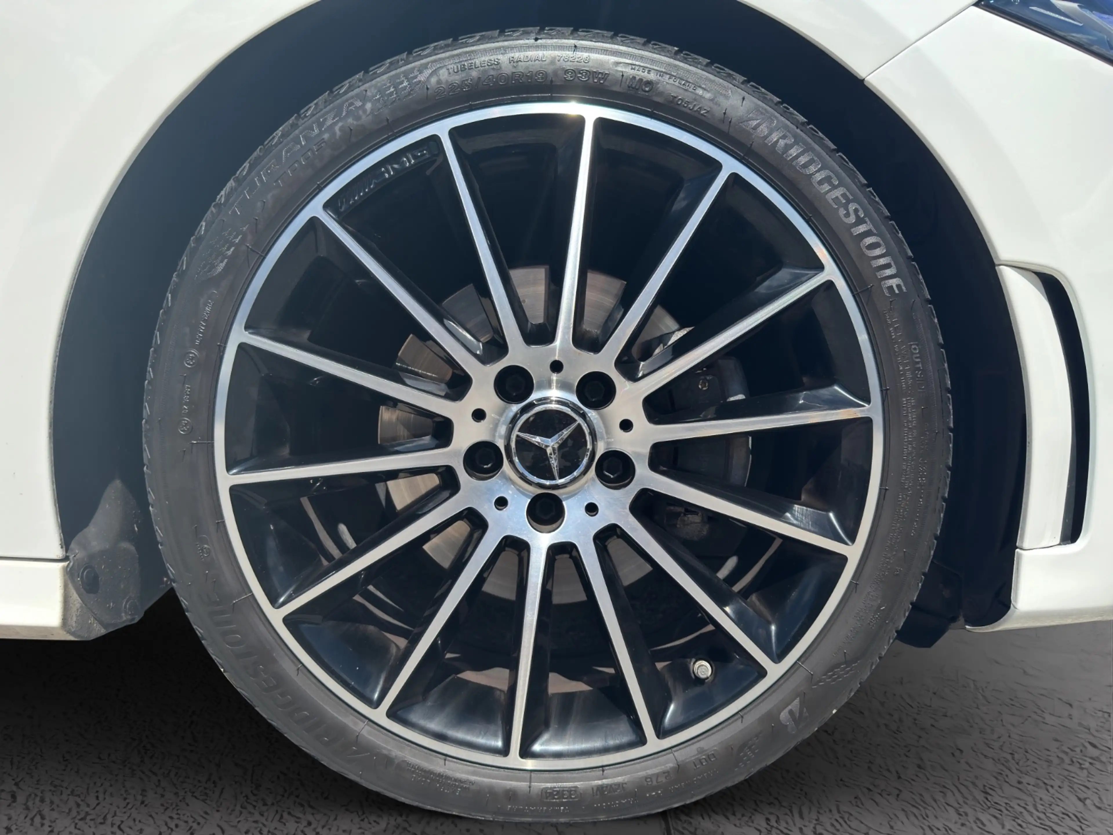 Mercedes-Benz A 200 d 4MATIC Kompaktlimousine AMG Line PTS Shz — photo 27